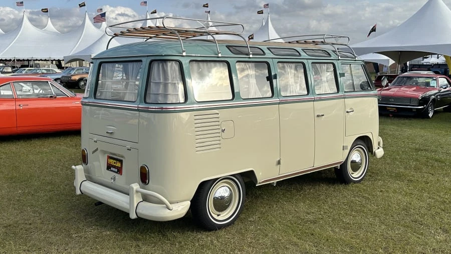 1973 Volkswagen Bay-Window Bus - Image 2 of 31