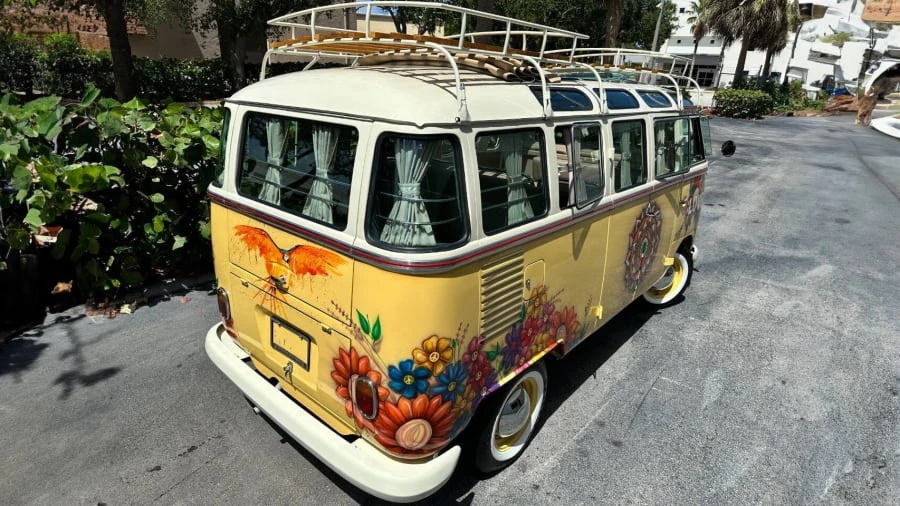 1973 Volkswagen Bay-Window Bus - Image 3 of 16