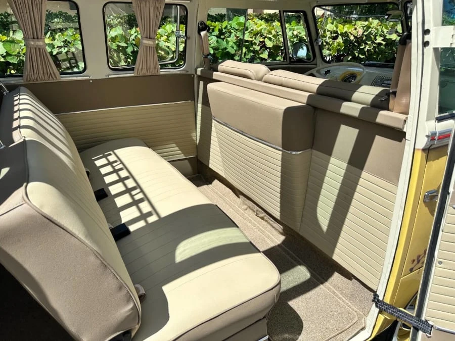 1973 Volkswagen Bay-Window Bus - Image 12 of 16