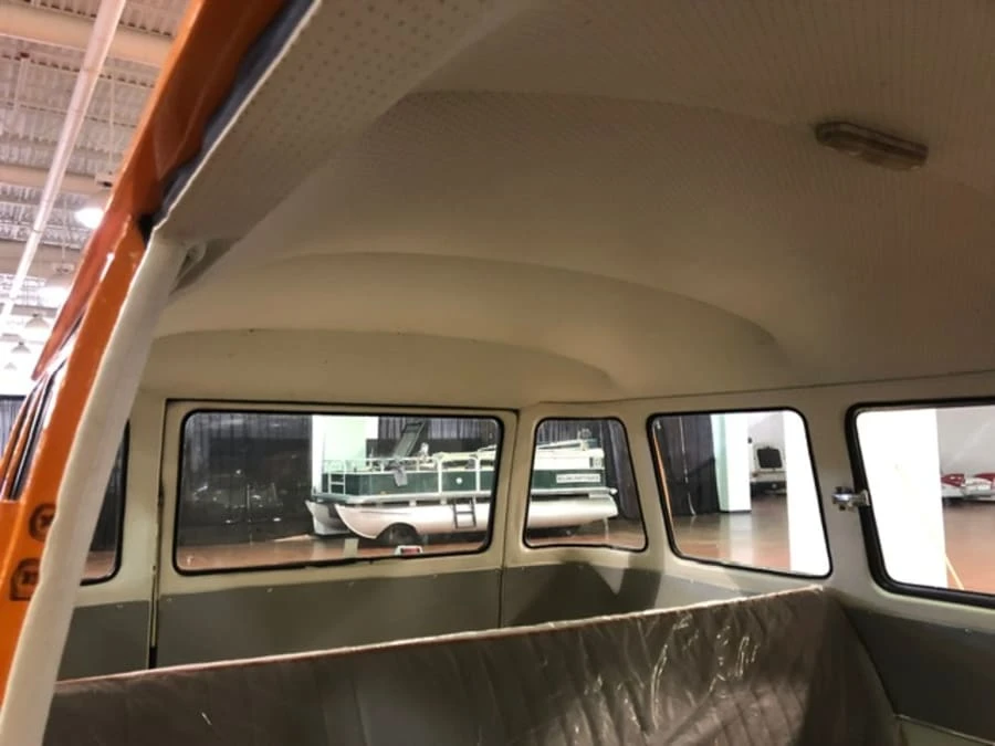 1973 Volkswagen Bay-Window Bus - Image 29 of 31