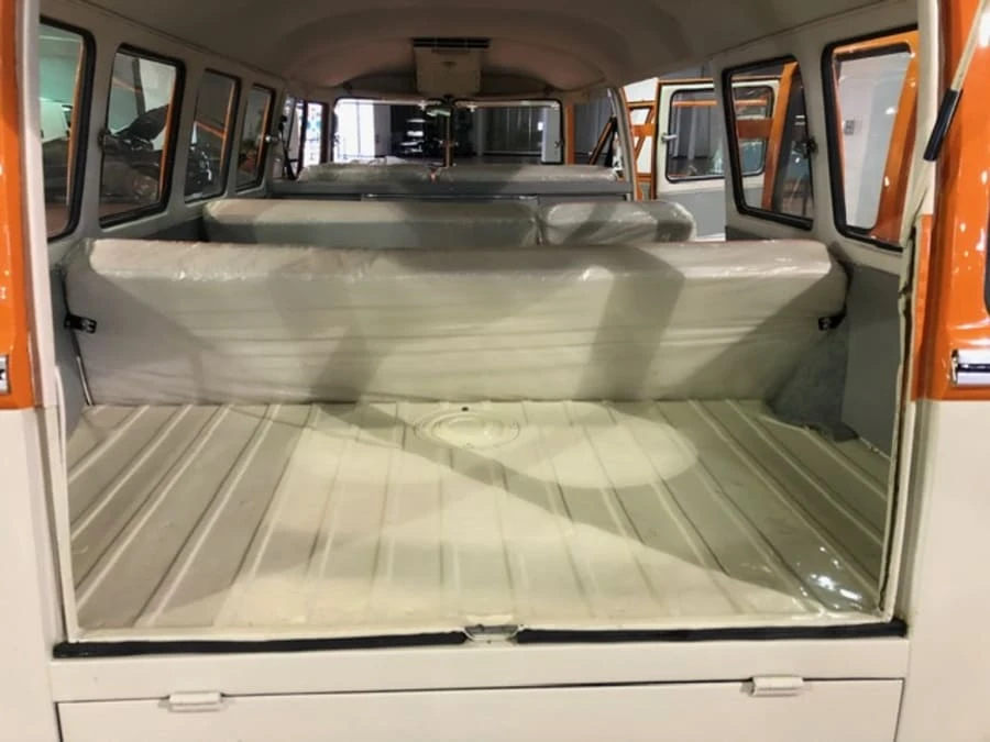 1973 Volkswagen Bay-Window Bus - Image 31 of 31
