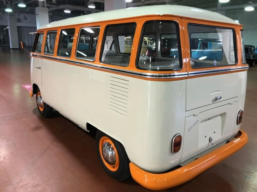 1973 Volkswagen Bay-Window Bus - Image 8 of 31