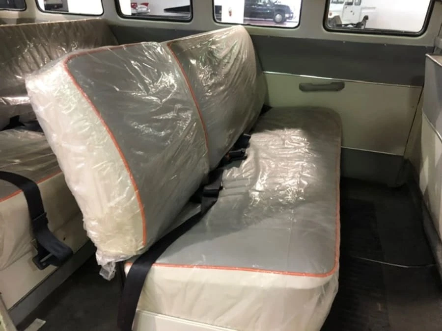 1973 Volkswagen Bay-Window Bus - Image 26 of 31