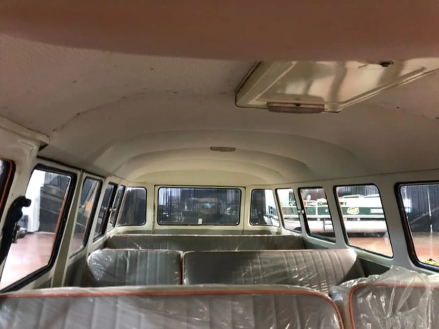 1973 Volkswagen Bay-Window Bus - Image 14 of 31
