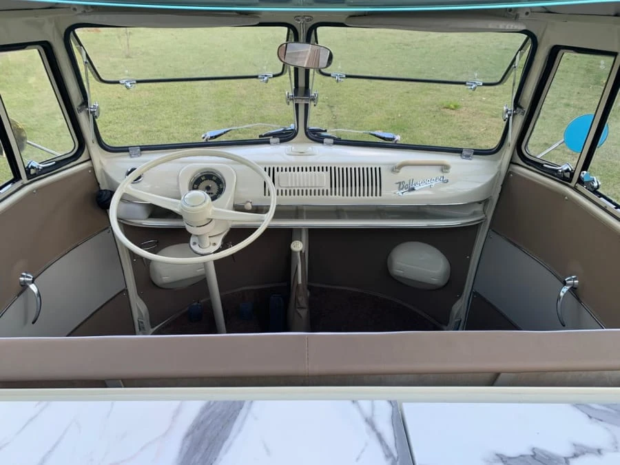 1973 Volkswagen Bay-Window Bus - Image 8 of 29