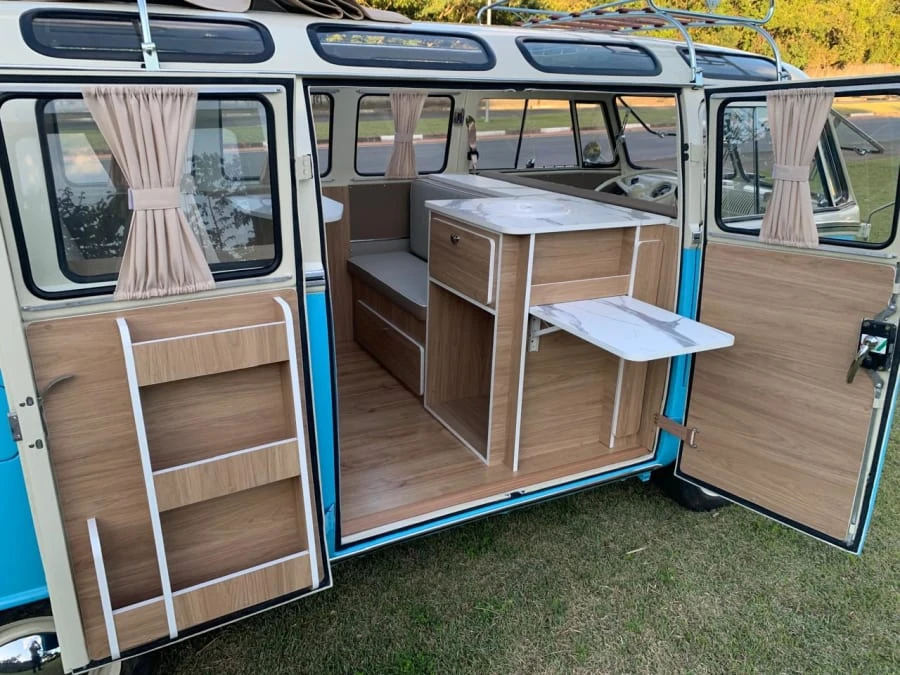 1973 Volkswagen Bay-Window Bus - Image 12 of 29