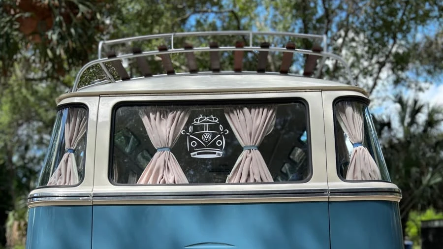1973 Volkswagen Bay-Window Bus - Image 9 of 16