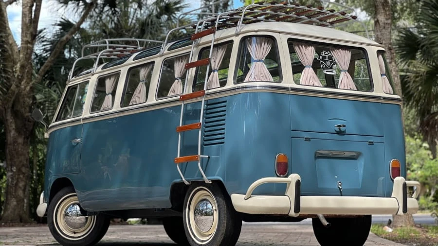 1973 Volkswagen Bay-Window Bus - Image 3 of 16