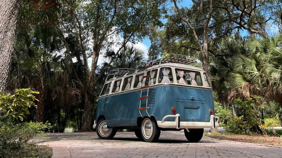 1973 Volkswagen Bay-Window Bus - Image 14 of 16