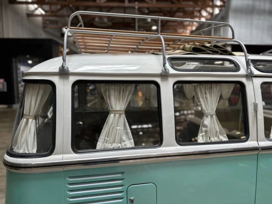1973 Volkswagen Bay-Window Bus - Image 22 of 31