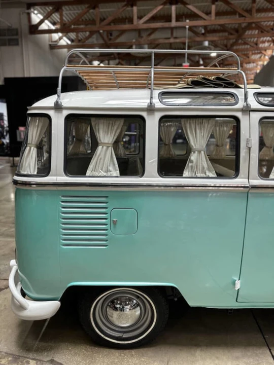 1973 Volkswagen Bay-Window Bus - Image 23 of 31