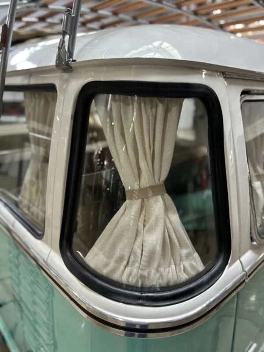 1973 Volkswagen Bay-Window Bus - Image 15 of 31