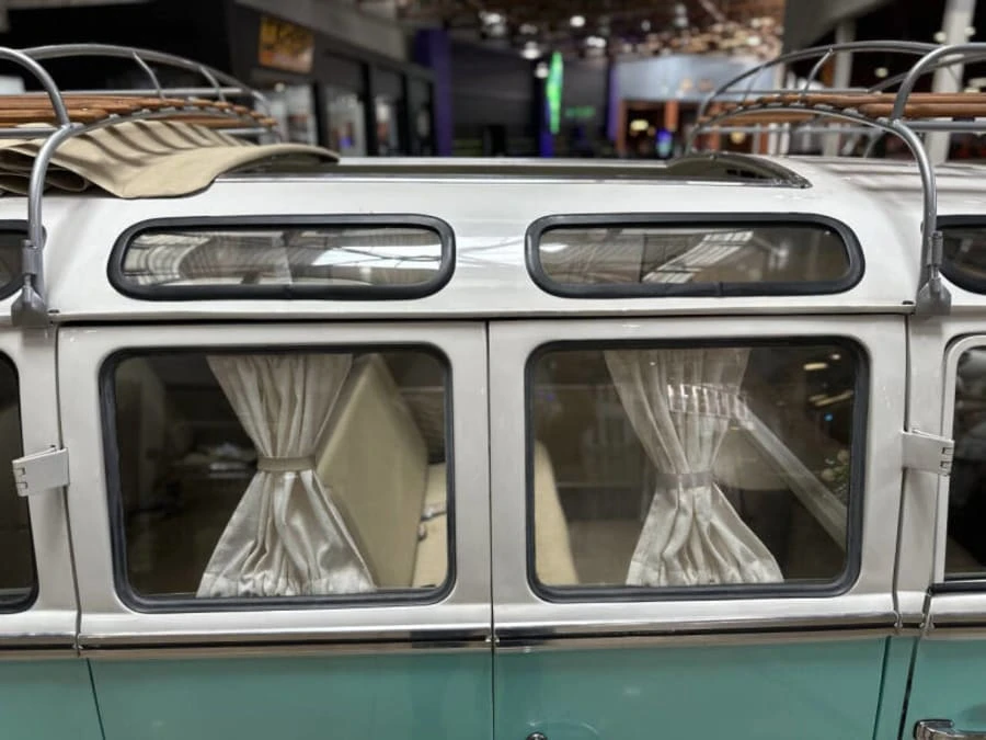 1973 Volkswagen Bay-Window Bus - Image 14 of 31