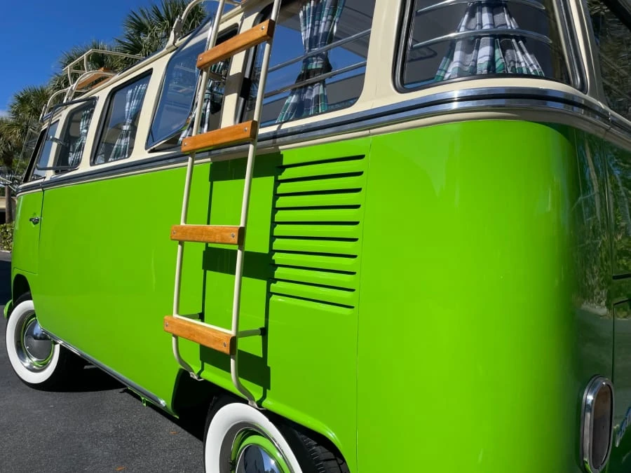 1973 Volkswagen Bay-Window Bus - Image 8 of 31