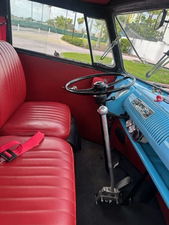 1973 Volkswagen Bay-Window Bus - Image 11 of 13