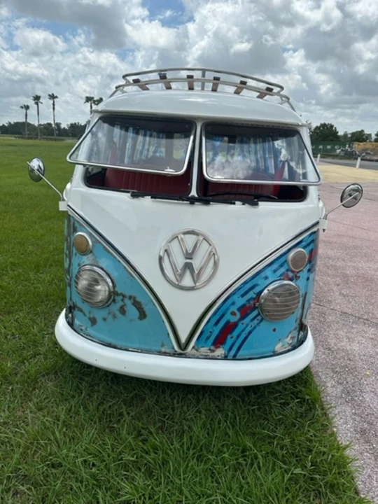 1973 Volkswagen Bay-Window Bus - Image 4 of 13