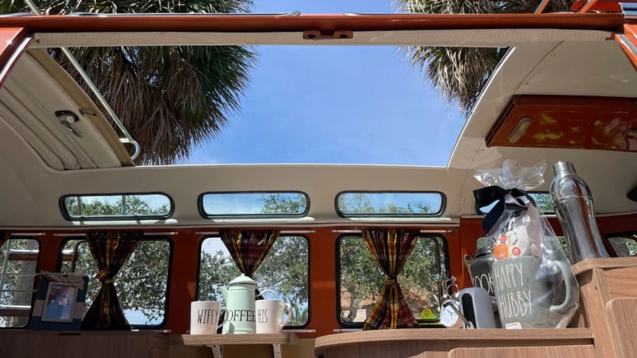 1973 Volkswagen Bay-Window Camper - Image 9 of 22
