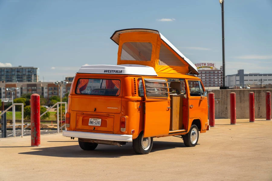 1973 Volkswagen Bay-Window Camper - Image 3 of 19
