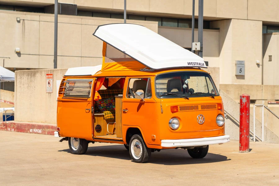 1973 Volkswagen Bay-Window Camper - Image 9 of 19
