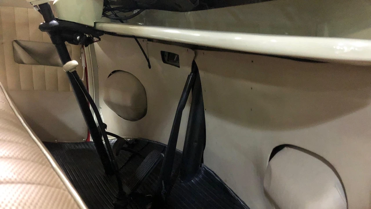 1973 Volkswagen Bay-Window Bus - Image 7 of 13