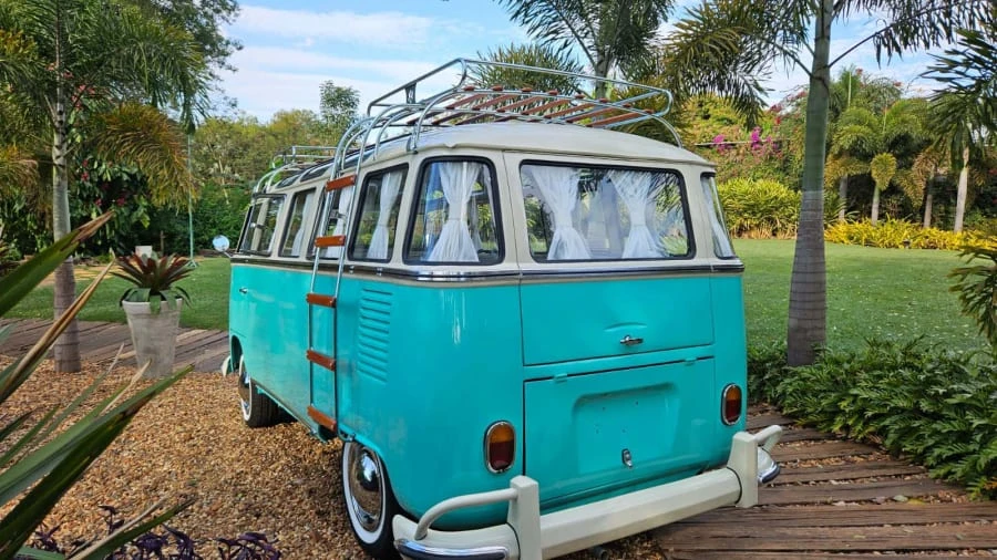 1973 Volkswagen Bay-Window Bus - Image 3 of 31