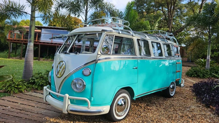1973 Volkswagen Bay-Window Bus - Image 7 of 31