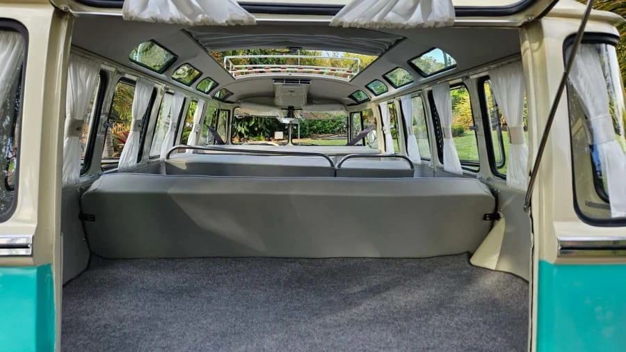 1973 Volkswagen Bay-Window Bus - Image 18 of 31