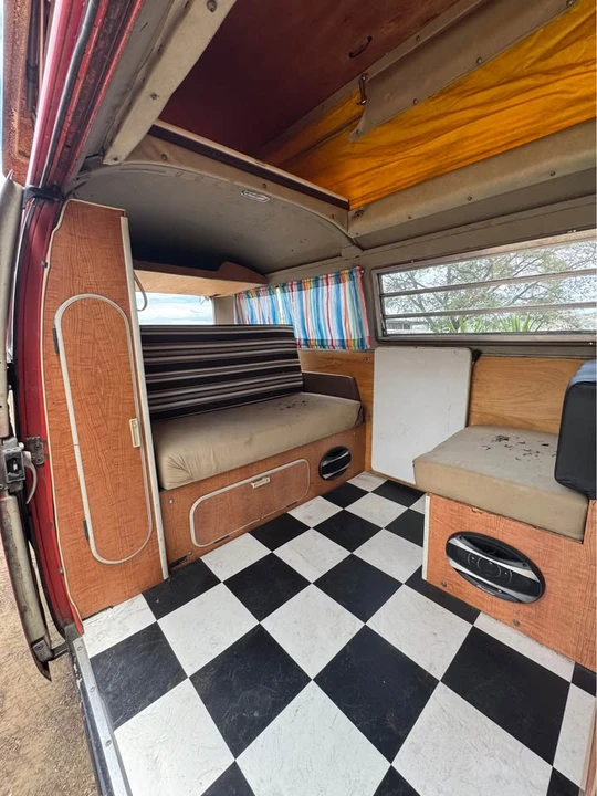 1973 Volkswagen Bay-Window Bus - Image 5 of 20
