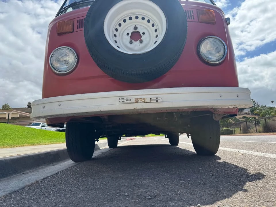 1973 Volkswagen Bay-Window Bus - Image 18 of 20