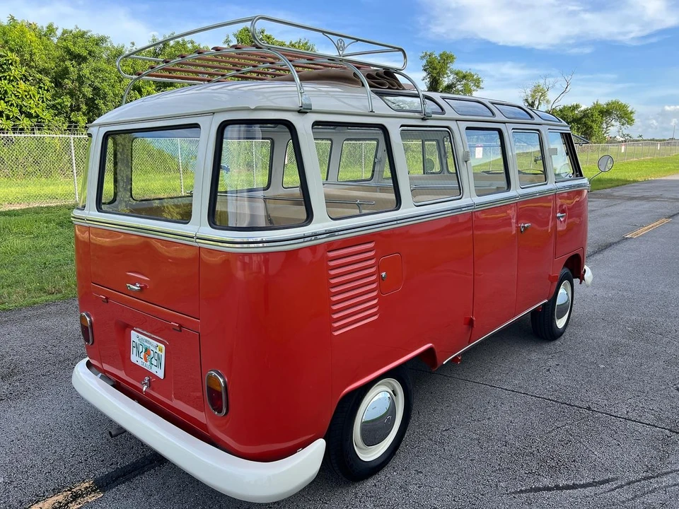 1973 Volkswagen Bay-Window Bus - Image 13 of 21