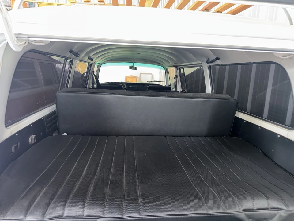 1973 Volkswagen EuroVan - Image 17 of 18
