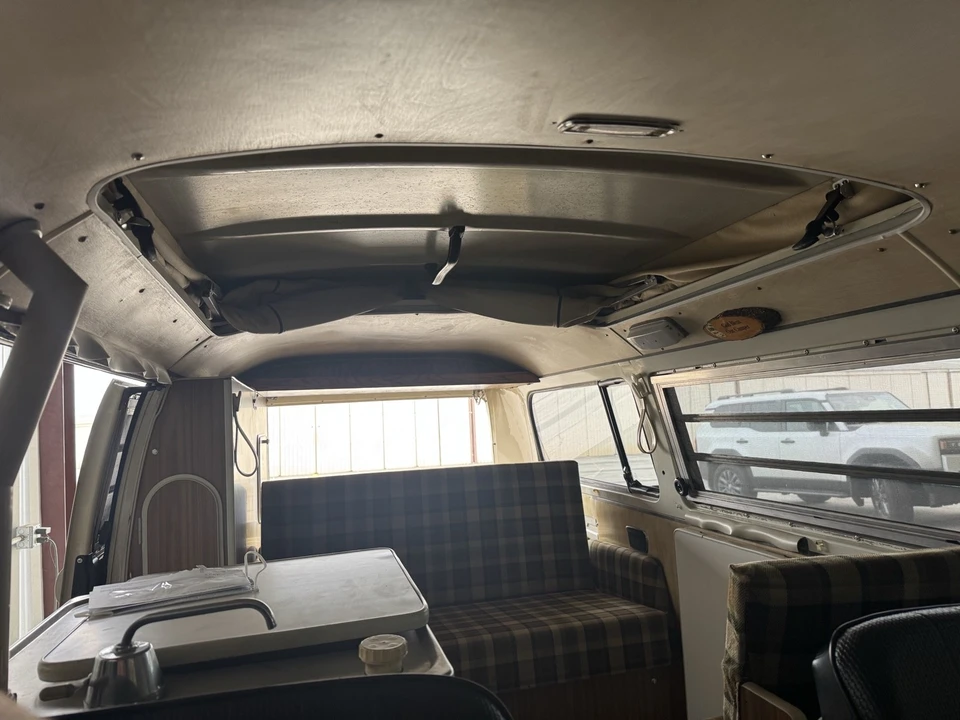1973 Volkswagen Bay-Window Bus - Image 16 of 17