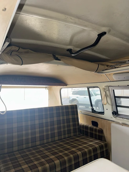 1973 Volkswagen Bay-Window Bus - Image 12 of 17