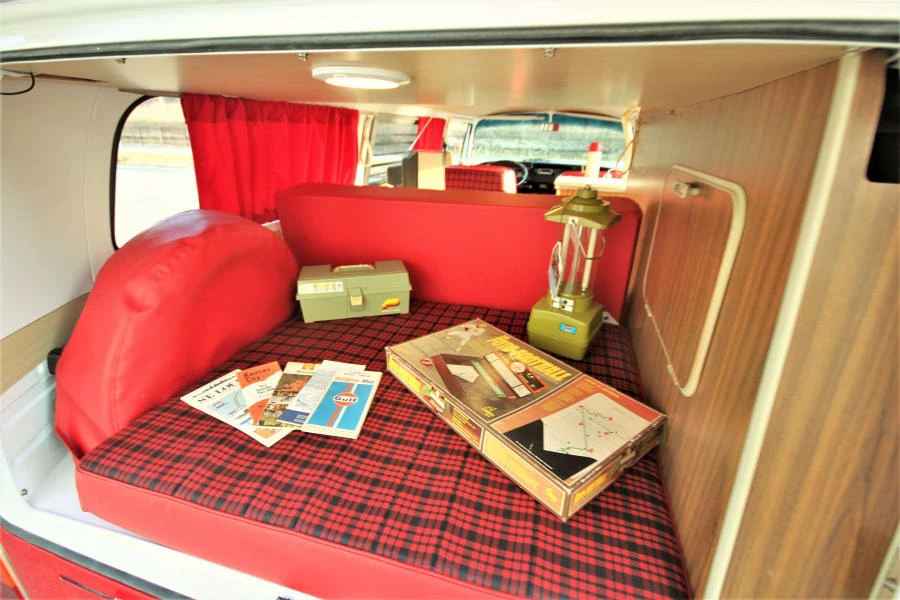 1973 Volkswagen Bay-Window Camper - Image 16 of 25