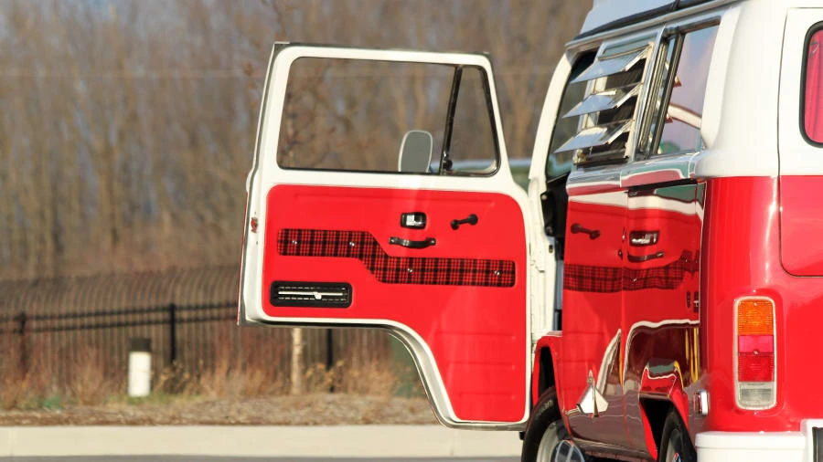 1973 Volkswagen Bay-Window Camper - Image 4 of 25