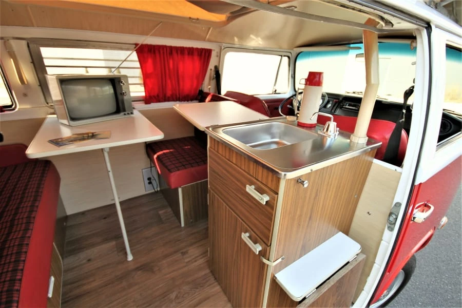 1973 Volkswagen Bay-Window Camper - Image 18 of 25