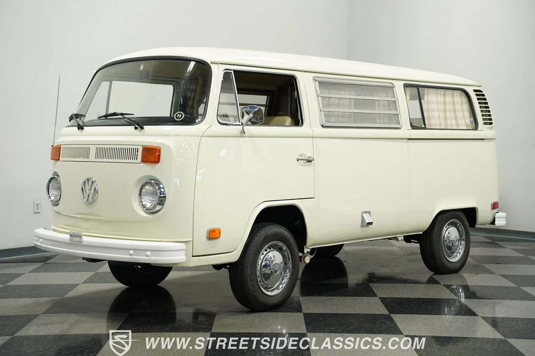 1973 Volkswagen Bay-Window Camper - Image 6 of 12