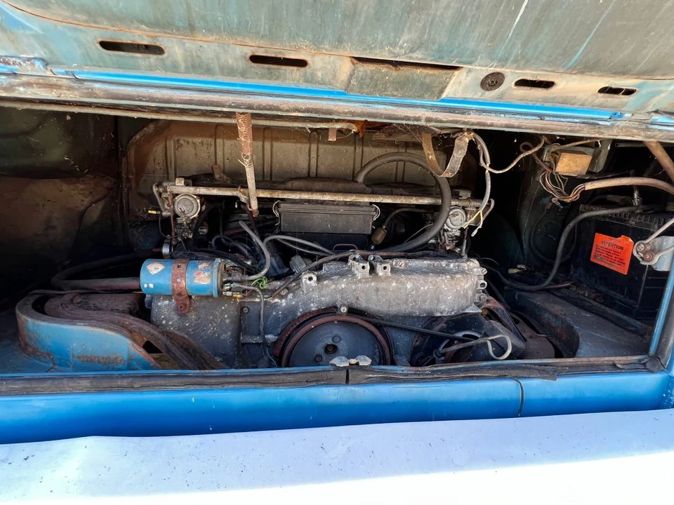 1973 Volkswagen Bay-Window Bus - Image 14 of 15