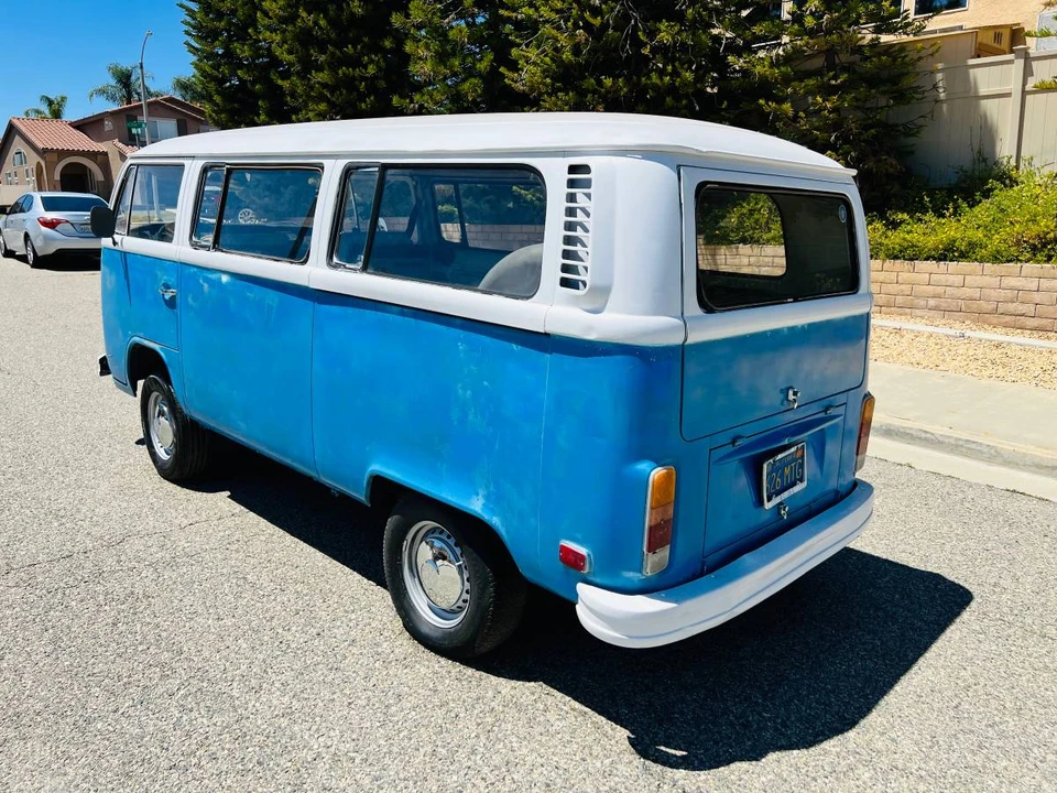 1973 Volkswagen Bay-Window Bus - Image 3 of 15