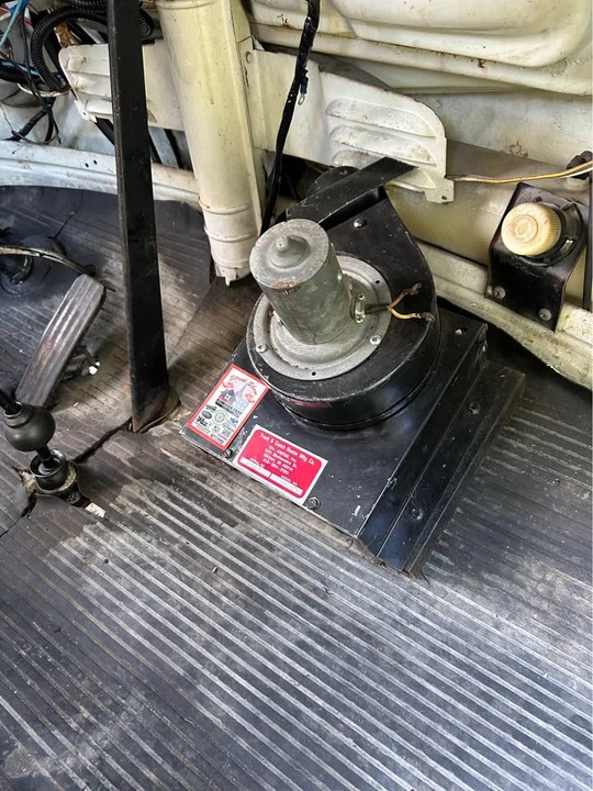 1973 Volkswagen Bay-Window Bus - Image 17 of 20