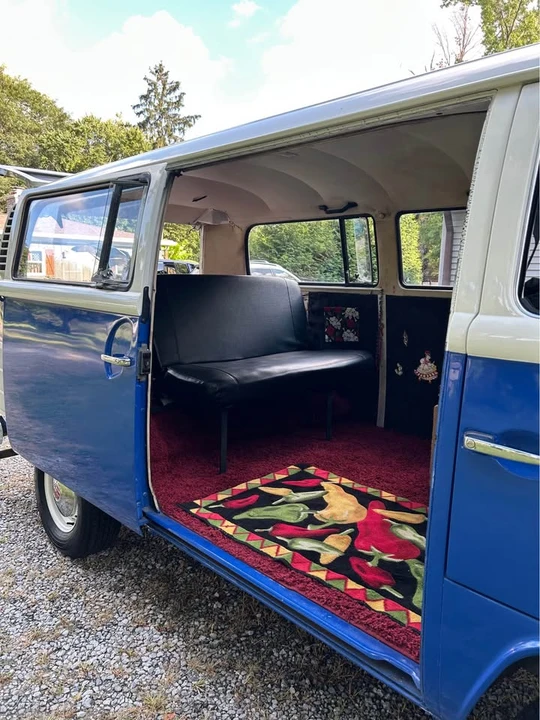 1973 Volkswagen Bay-Window Bus - Image 11 of 20