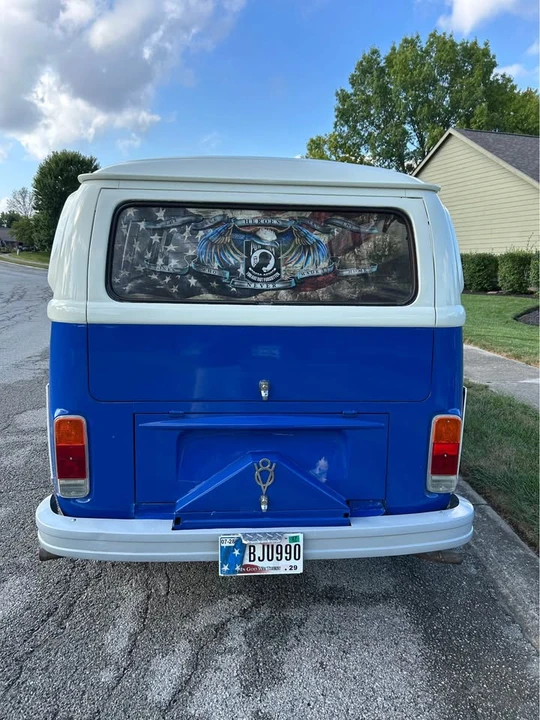 1973 Volkswagen Bay-Window Bus - Image 6 of 20