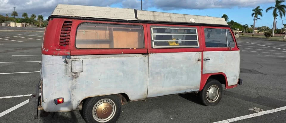 1973 Volkswagen Bay-Window Bus - Image 2 of 4