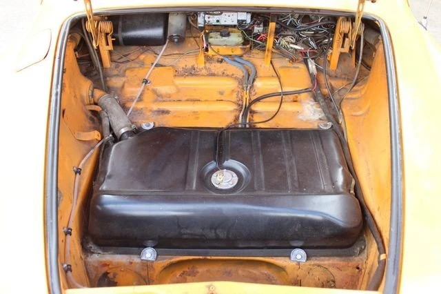 1973 Volkswagen Karmann Ghia Type 14 - Image 13 of 20