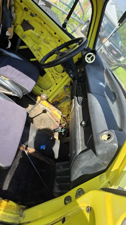 1973 Volkswagen Super Beetle - Image 6 of 11