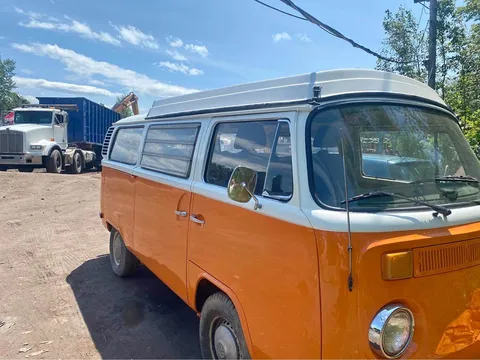 1973 Volkswagen T2 Westfalia