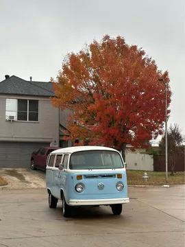 1973 Volkswagen Bay-Window Bus - Image 2 of 16