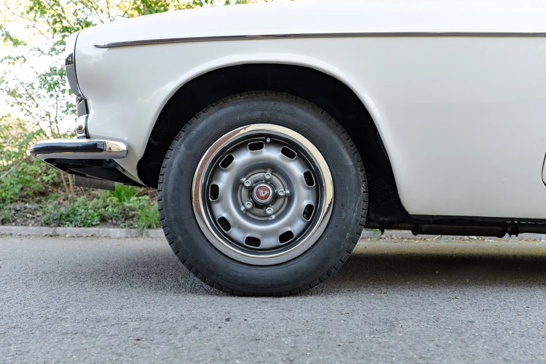 1973 Volvo 1800ES - Image 15 of 30