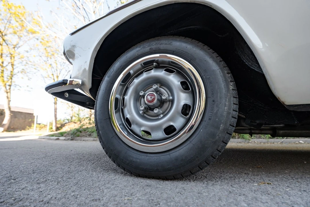 1973 Volvo 1800ES - Image 16 of 30