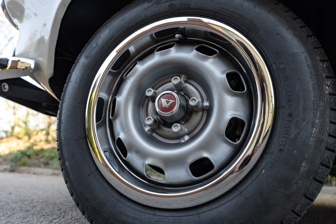 1973 Volvo 1800ES - Image 19 of 30